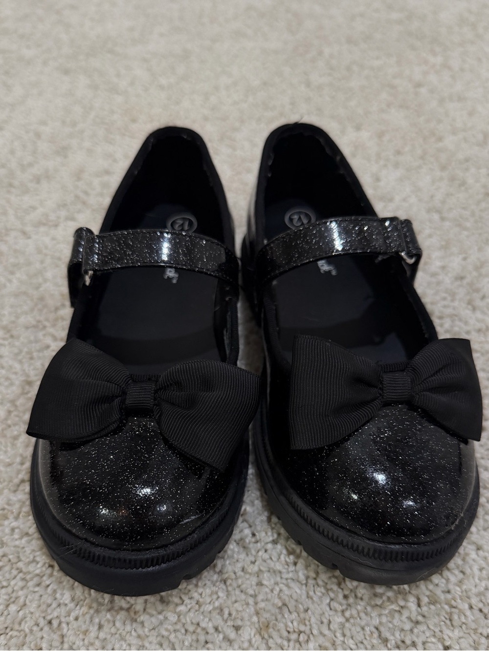Cat & Jack Black Glitter Mary Jane Shoes with Bow